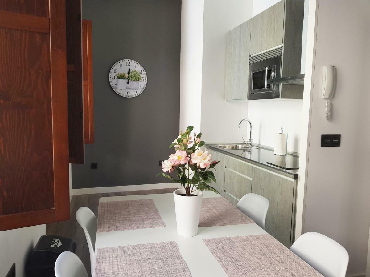 Apartamentos Granada Deluxe 3000 エクステリア 写真